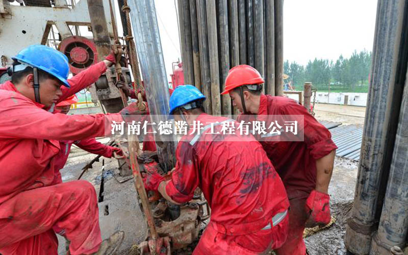 河北石家莊溫泉井打撈